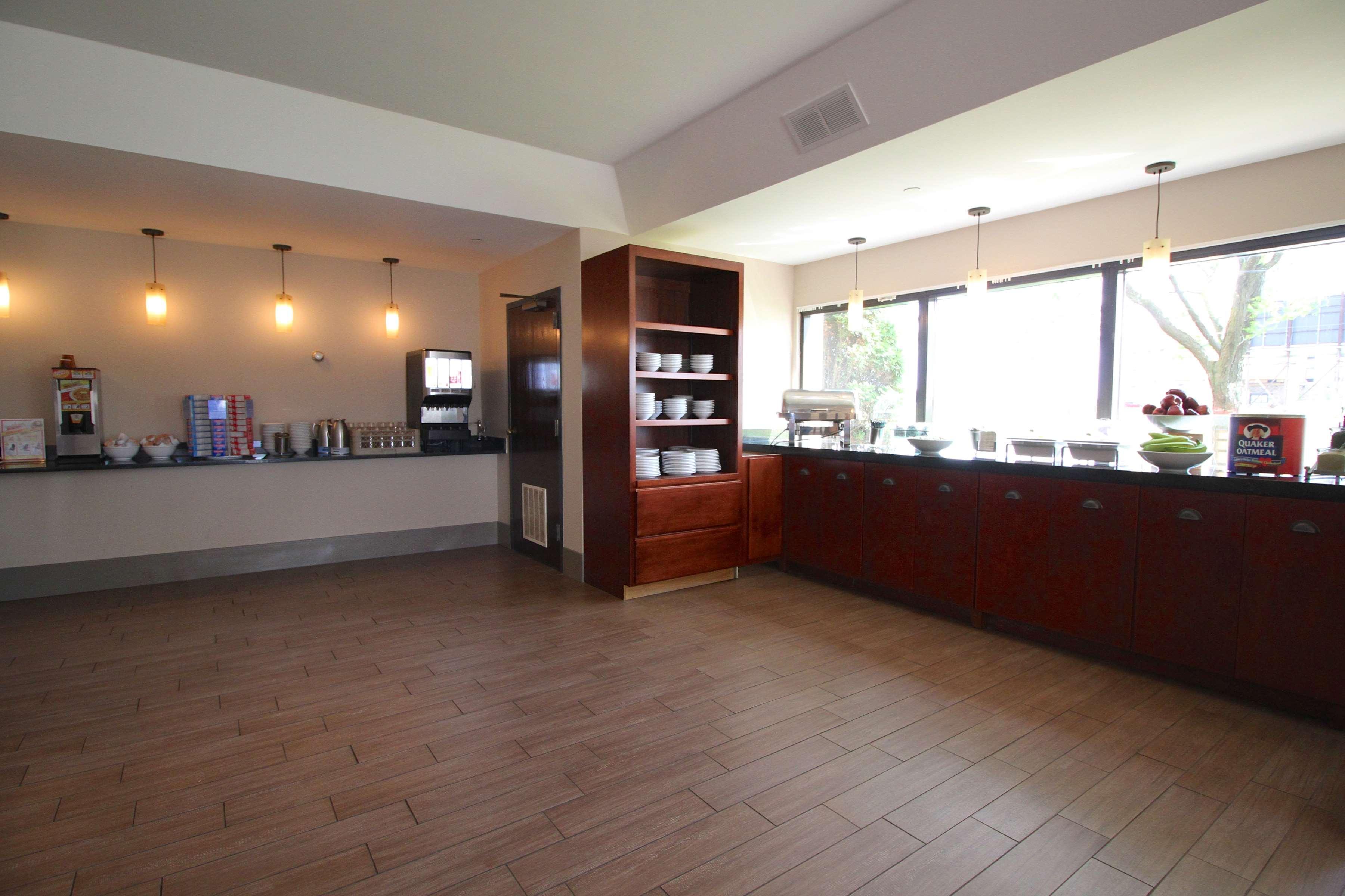 Country Inn & Suites By Radisson, Sandusky South, Oh Milan Bagian luar foto